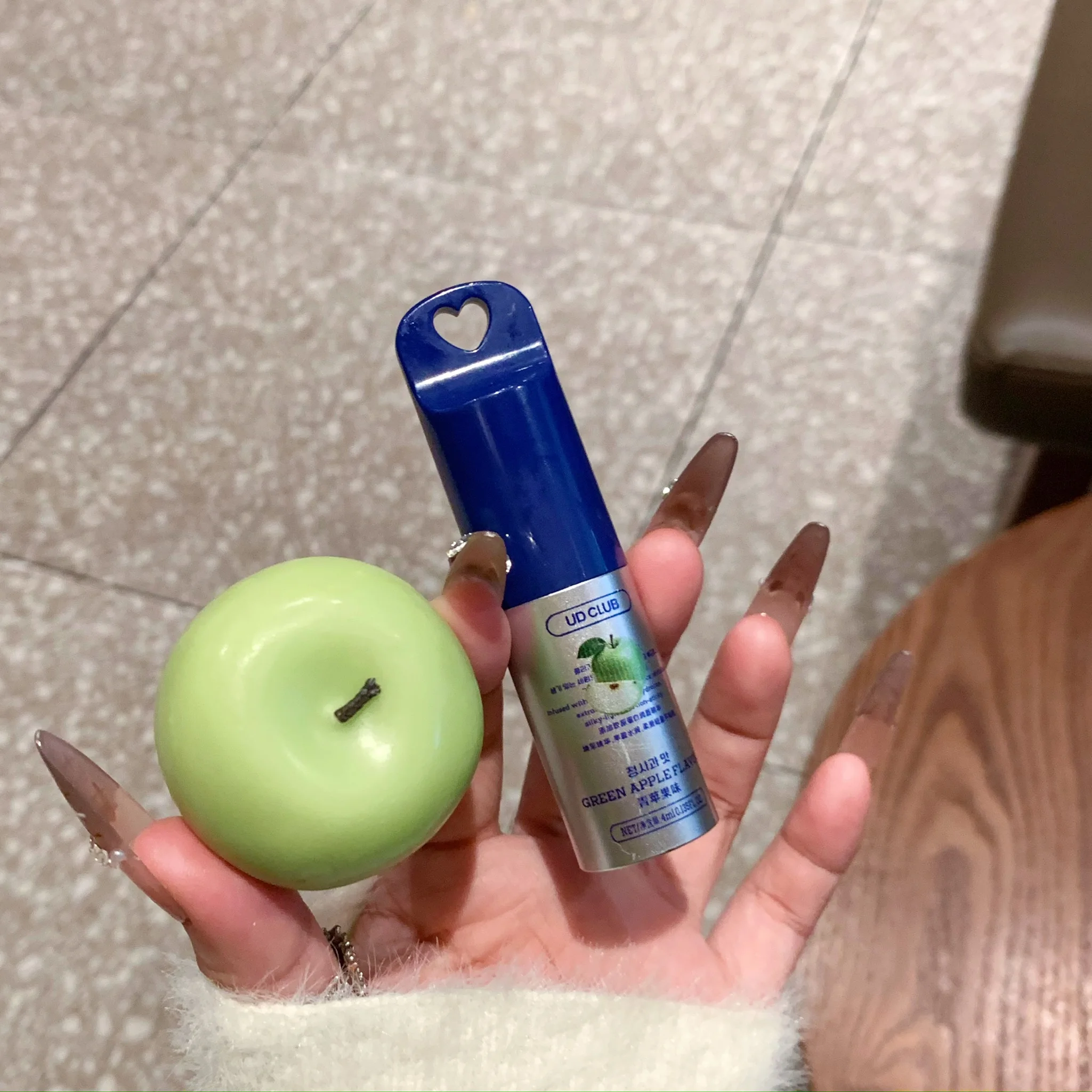 Thumbnail 4 - #37 Lip Primer List of Top Picks