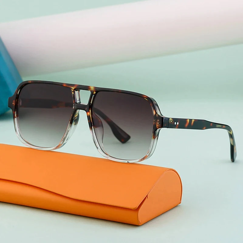 

2026 New Retro Double Bridges Square Women Gradient Sunglasses Shades UV400 Fashion Rivets Decoration Men Sun Glasses