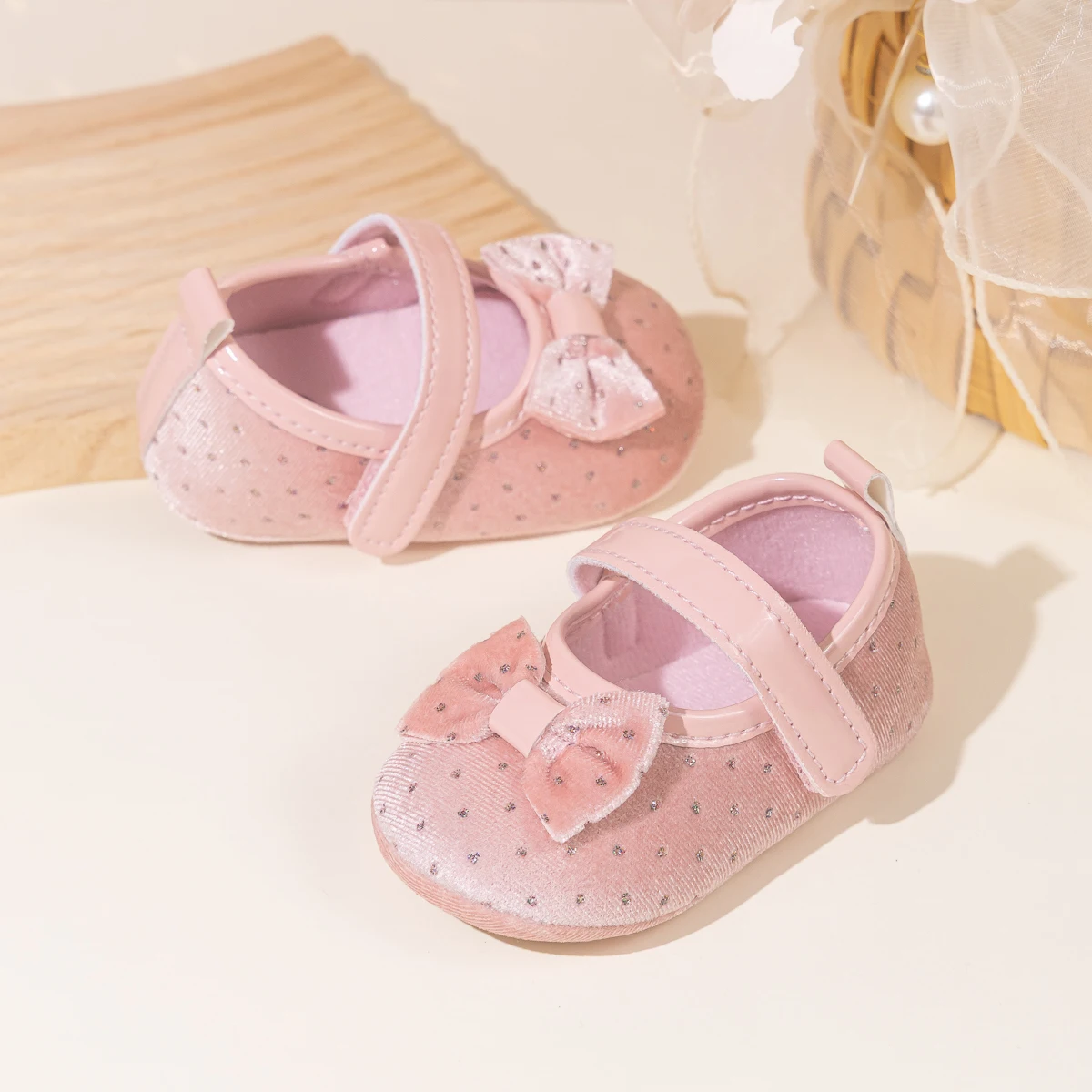 Baby Girl Shoes Soft Sole Non-slip Infant Toddler First Walkers Mary Jane Princess Dress Shoes Bowknot Sparkle Velvet Flats
