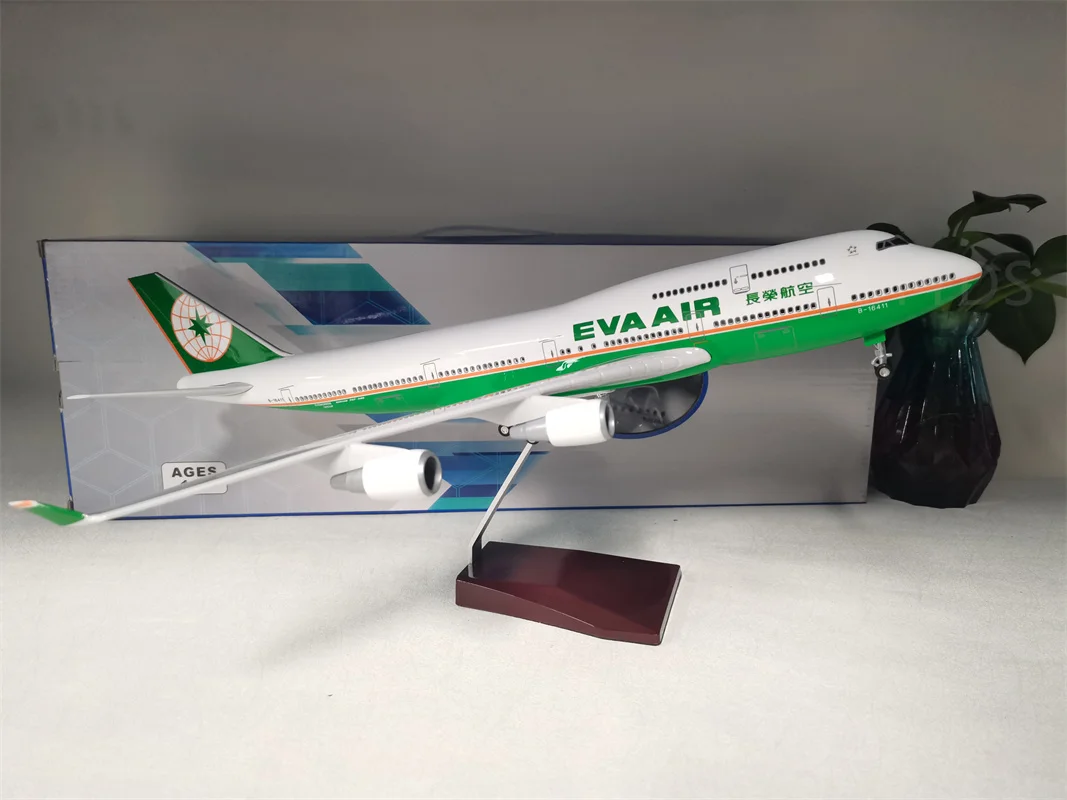 

2024 New 1:150 Scale B747 EVERGREEN Airlines Aircraft Model Resin Airplane Model With Wheel Landing Gear for Collection Gift