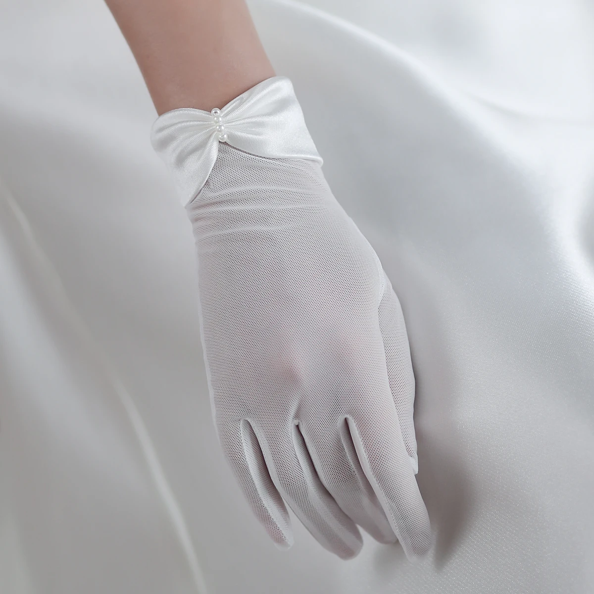 WG058 Wedding Bridal White Handmade Gloves Satin-Pearl Bow Finger Wrist Short Gloves Women Prom Pageant  Handschuh