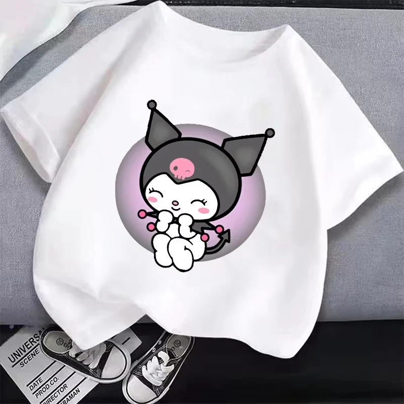 

Новая детская футболка Sanrio Summer 2026 с принтом граффити Куроми, из чистого хлопка, дышащая, модная, для родителей и детей, с коротким рукавом.