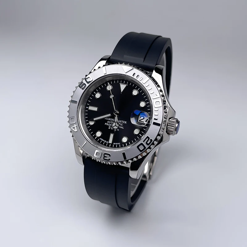 No Logo 40MM Diameter Sapphire Glass YM Design Two-Way Rotating Bezel Luminous Dial NH35 Movement Five Bead Strap Men's Watch