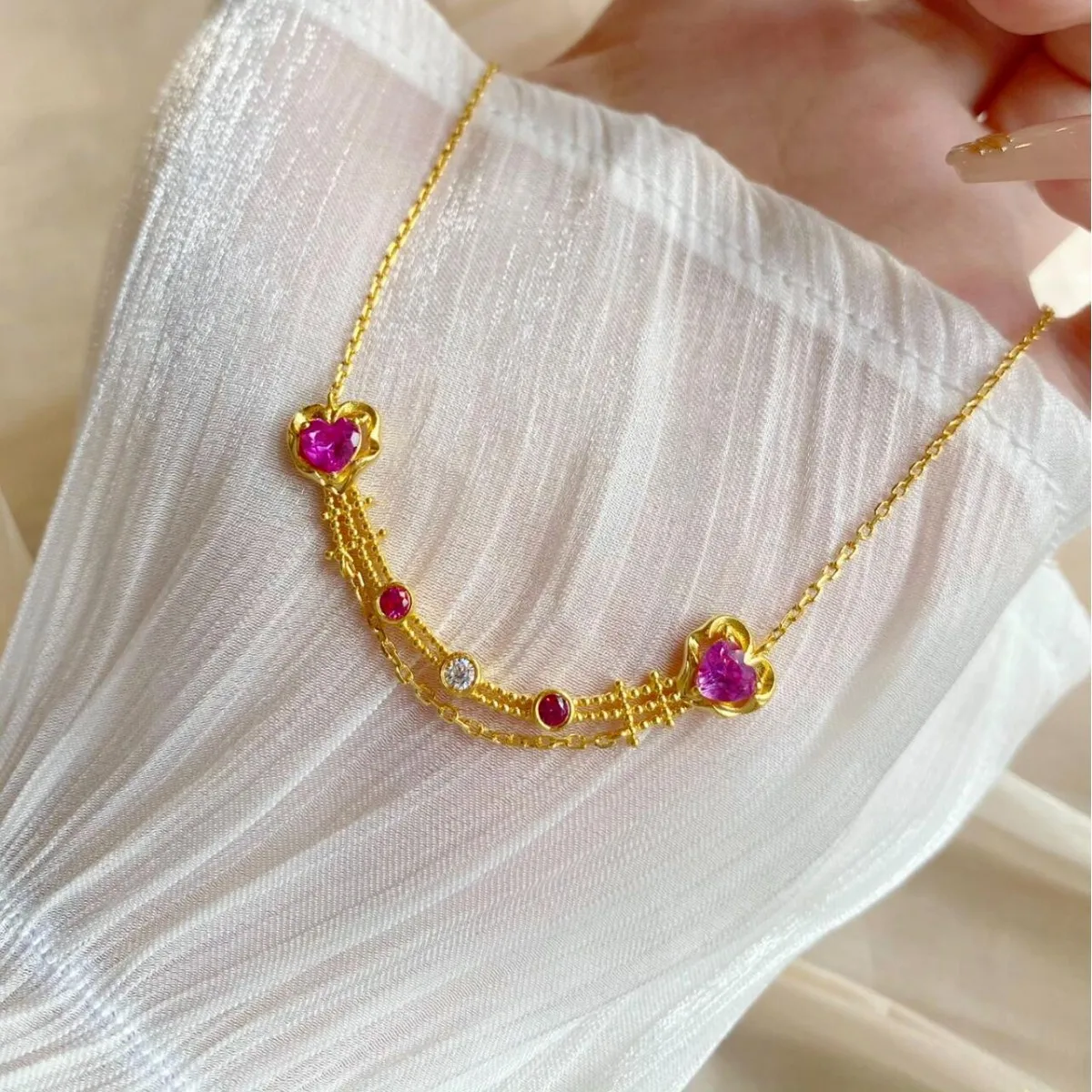 Classic design inlay pink gemstones multi-layer round beads chain necklace exquisite and luxurious light luxury collar jewelry