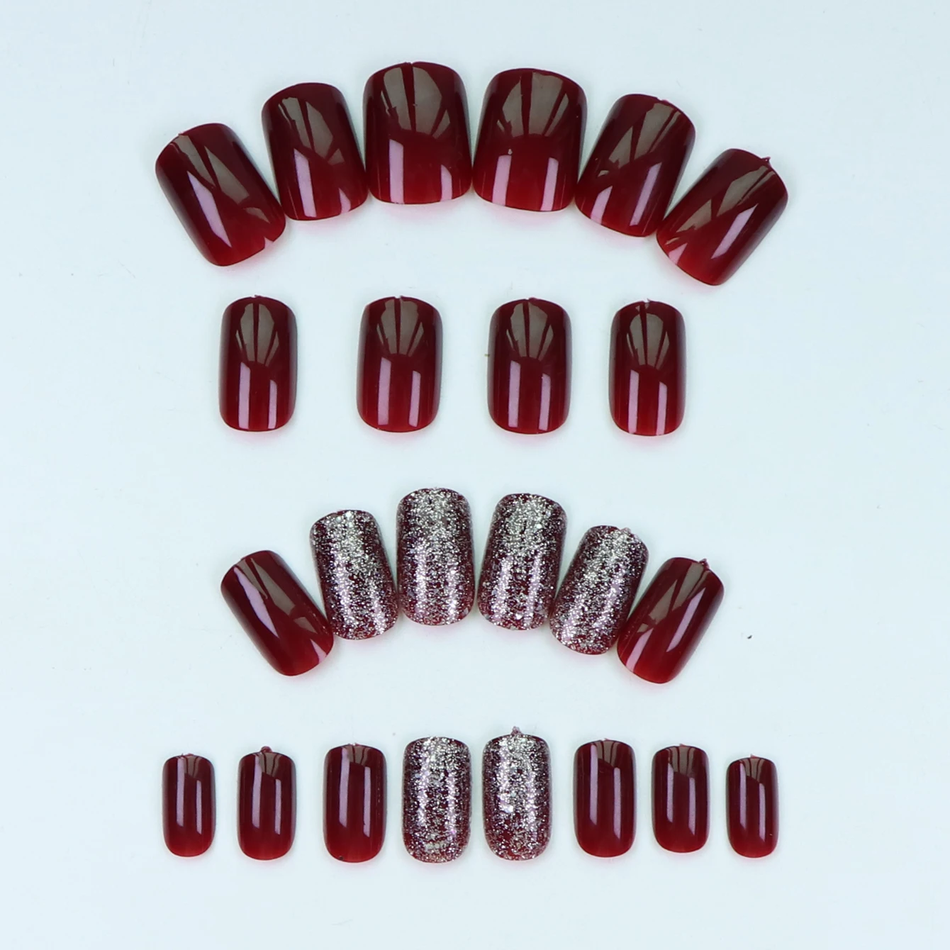 24PCS - Wine Red Square Fake Nails, Silver Glitter Inlay, Exquisite Elegance, Fashion Generous, Suitable for Dating, Dinner