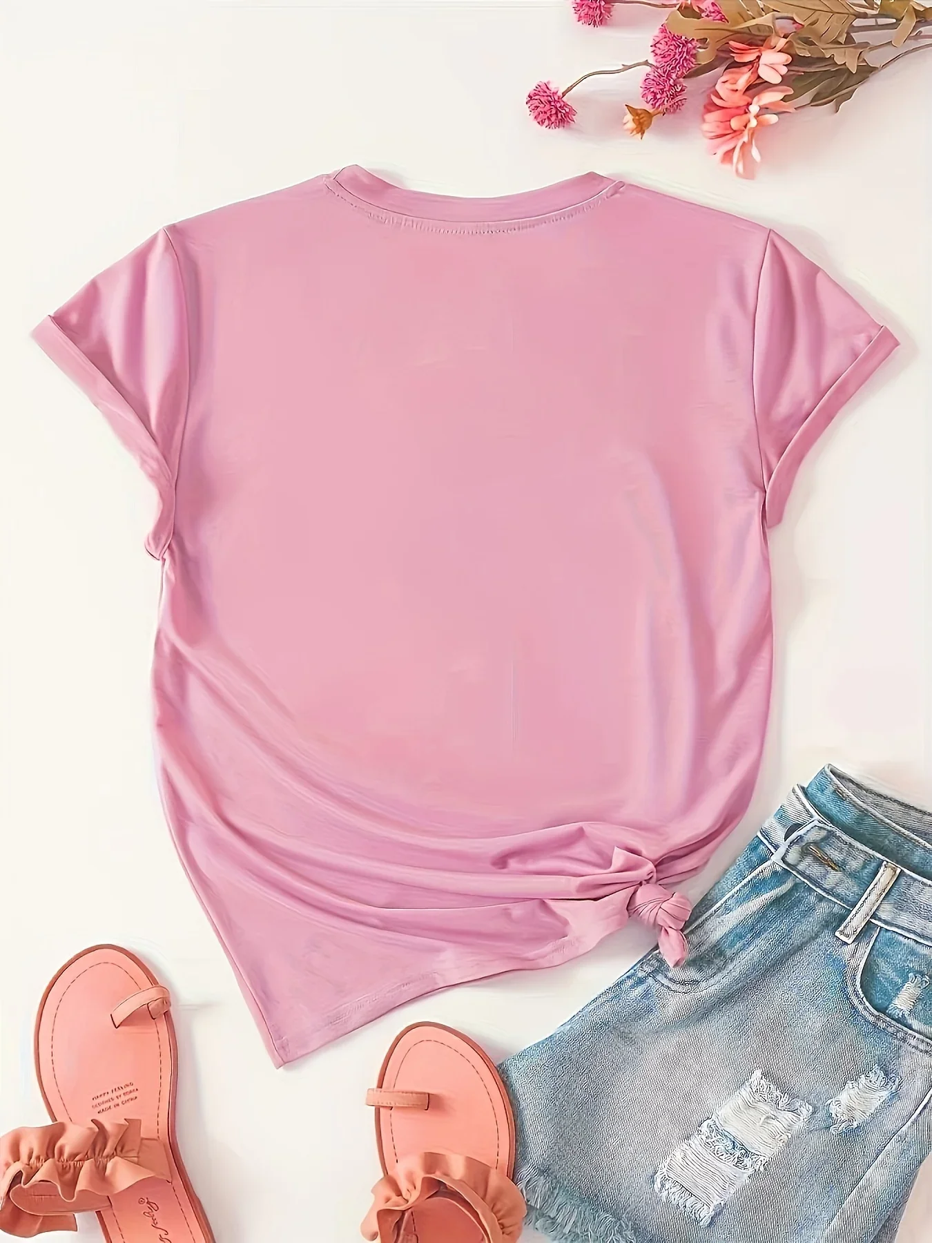 بلوزة نسائية أنيقة بأكمام قصيرة كاجوال ورقبة دائرية صيفية بنمط رياضي متعدد الاستخدامات مع طباعة قماش ناعم ورطوبة قابلة للتنفس