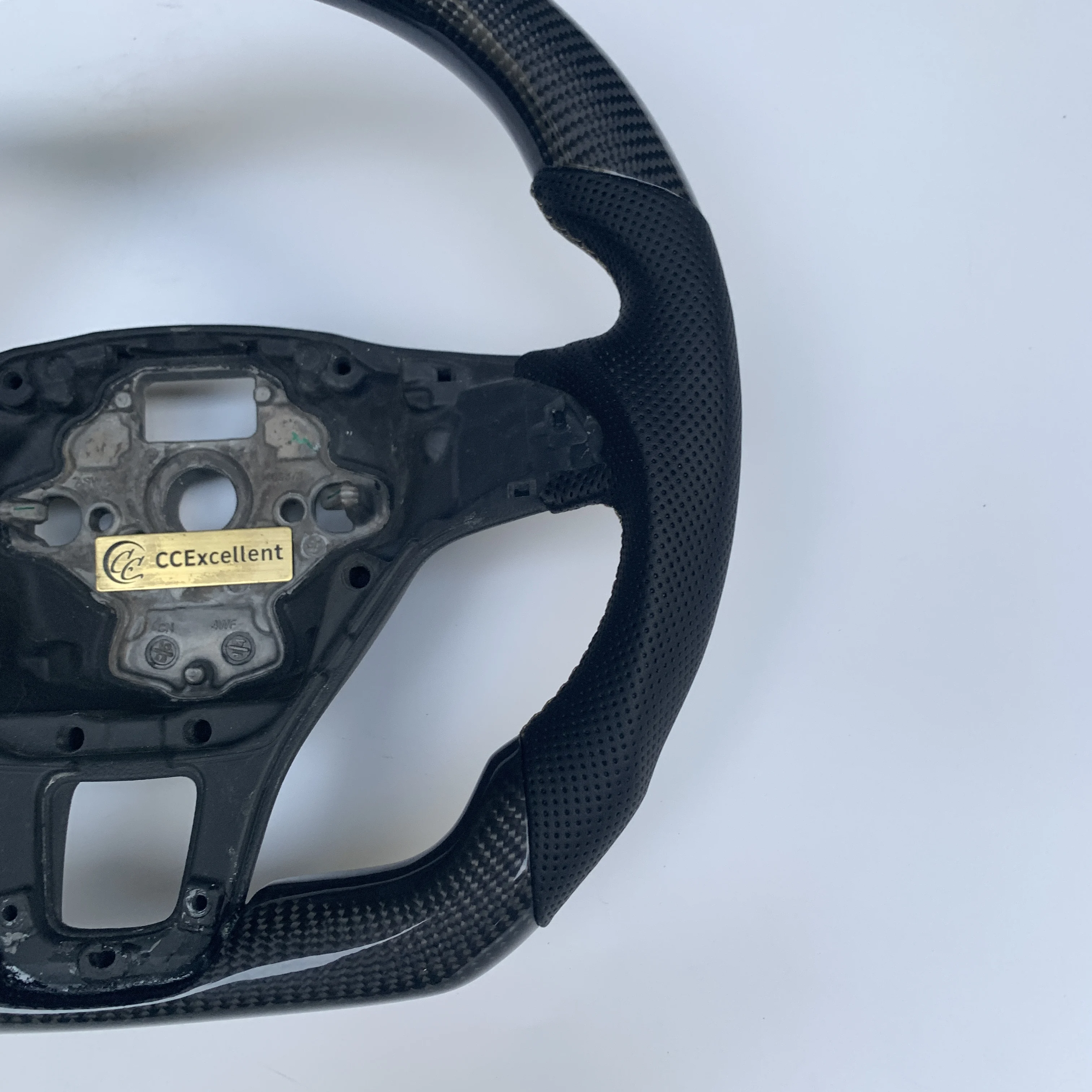 Factory supply high quality gloss carbon fiber steering wheel for VW Golf-7 steering wheel