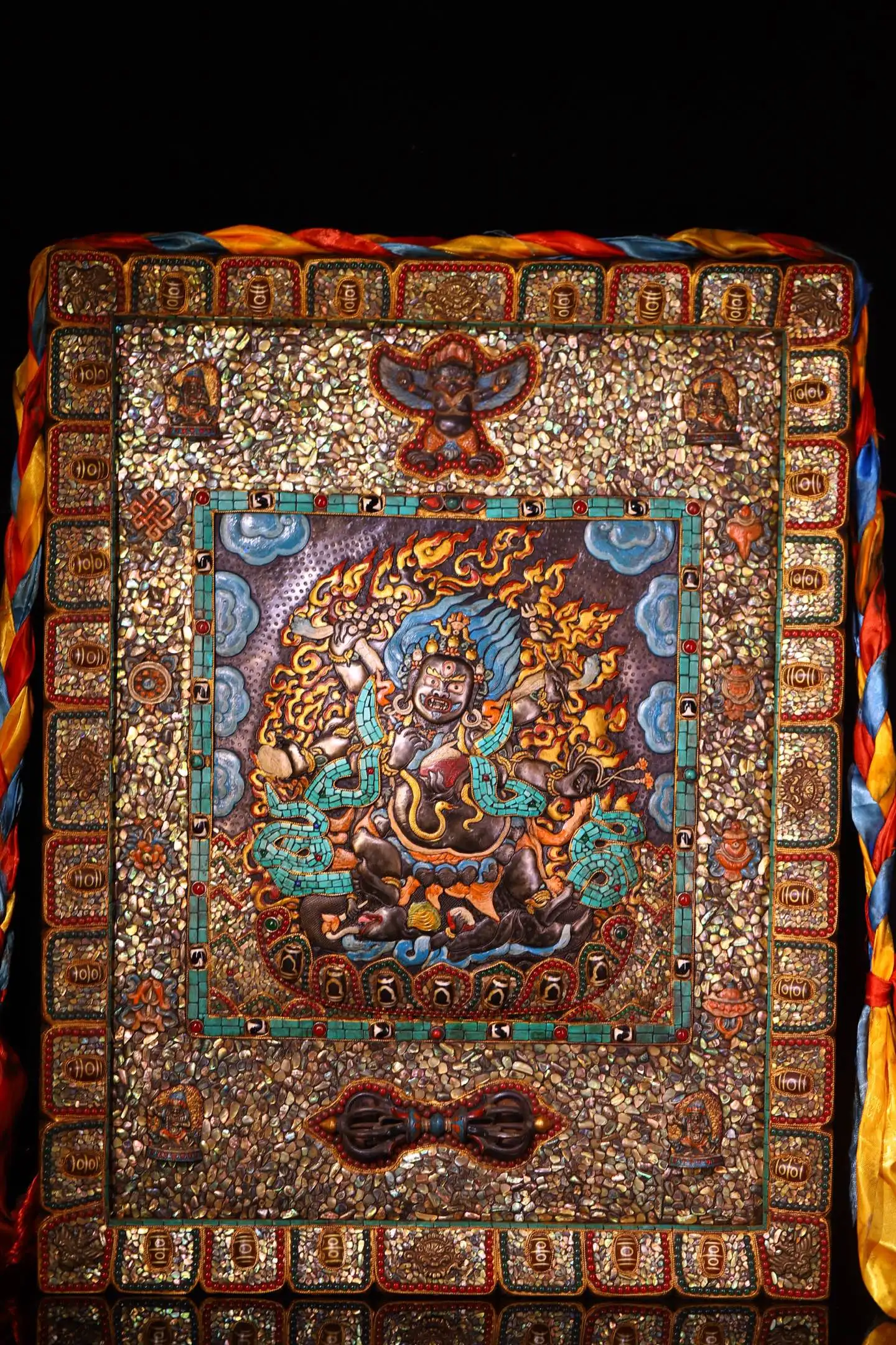 Bodhi Root Wooden Frame Old Tiantie Painted Mosaic Gem gZi Beads Shell Mahakala Buddha Thangka hanging panel Wenfang Amitabha