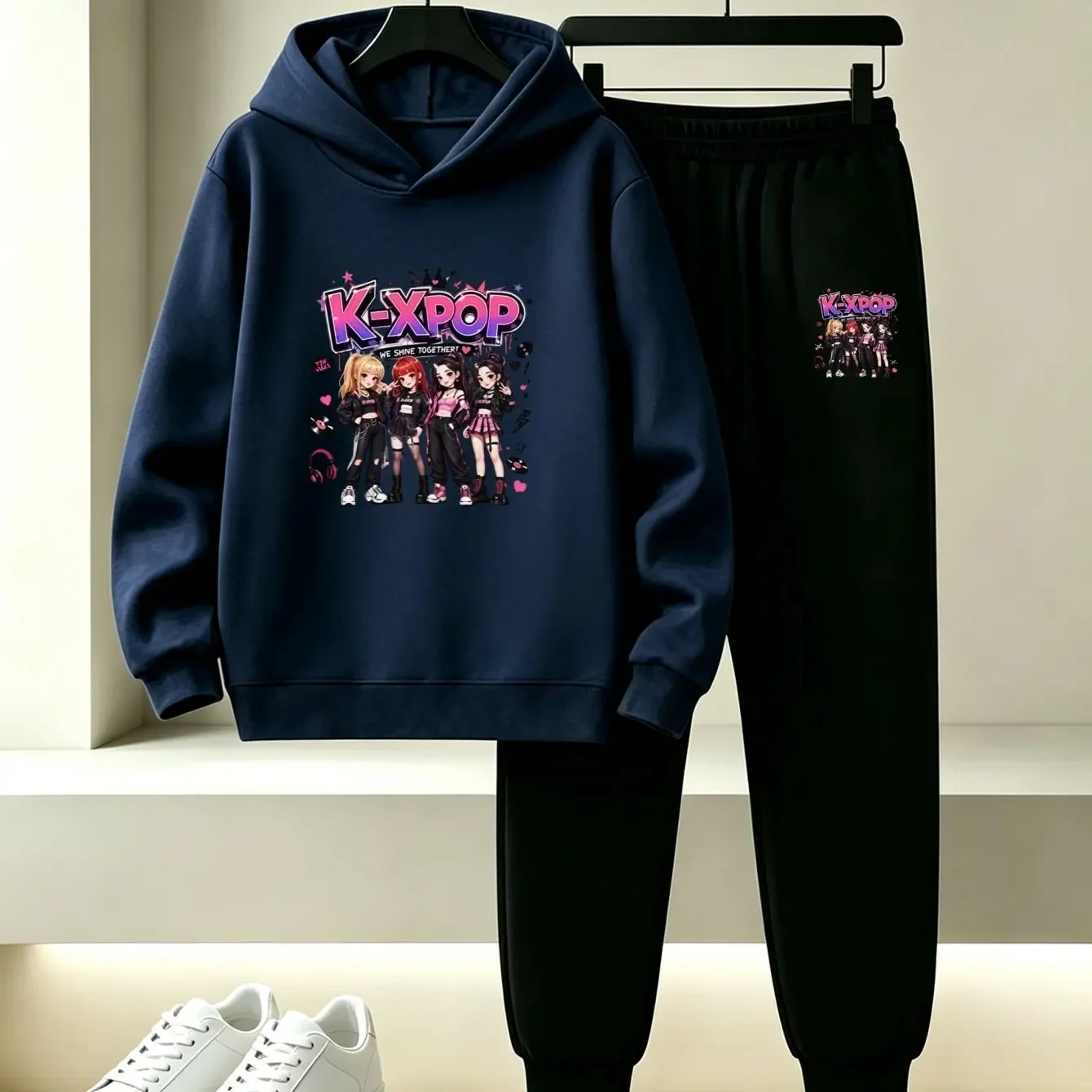 2pcs Starry  Girl Group Print Set Soft Hooded Long Sleeve Sweatshirt And Ankle-Cinching Joggers for Older Children