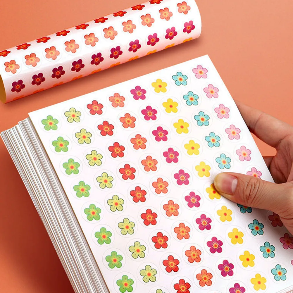 50 arkuszy małych naklejek z kwiatami Kolorowe etykiety nagrody dla dzieci Urocze akcesoria dla nauczycieli Papierowy materiał Wielofunkcyjny