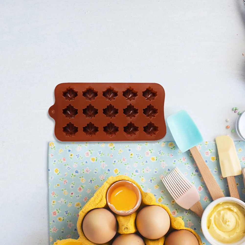 

2Pcs Chocolate Silicone Kitchen Baking Chocolate Molds Home Bars Football Nonstick Easy Demould Practical Gift
