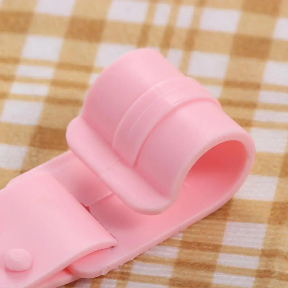 Hanging Ring Children's Bed Pull Ring Bed Accessories Plastic Pull Ring for Playpen Solid Color Creative Baby Crib Hooks Toddler