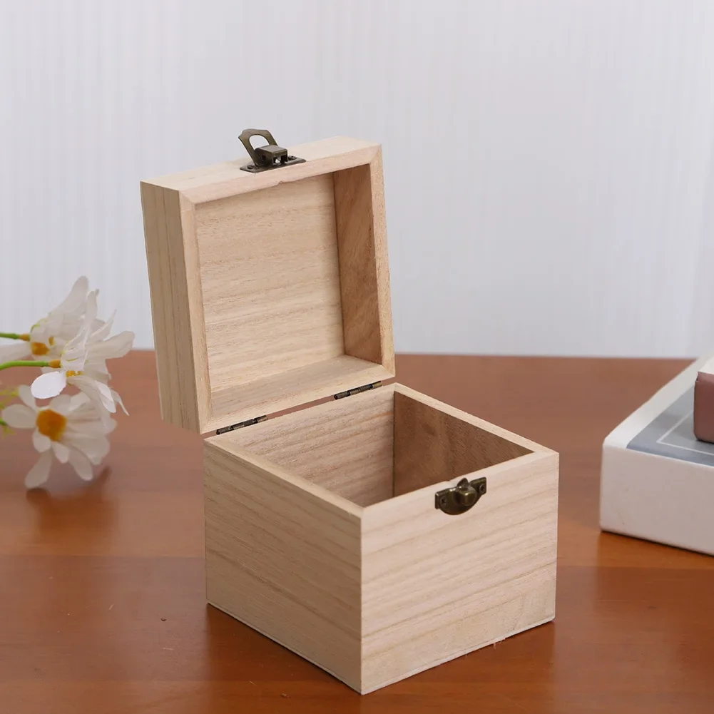Natural Grain Paulownia Storage Box With Recessed Flip Lid For Organizing Jewelry Sets And Delicate Personal Items
