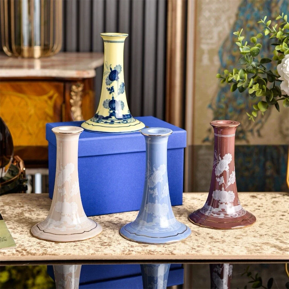 Italian Ceramic Candlestick Handmade Printed Home Desktop Decoration Candlestick Yellow Pink Blue Candlestick 10.3*10.3*14.8cm