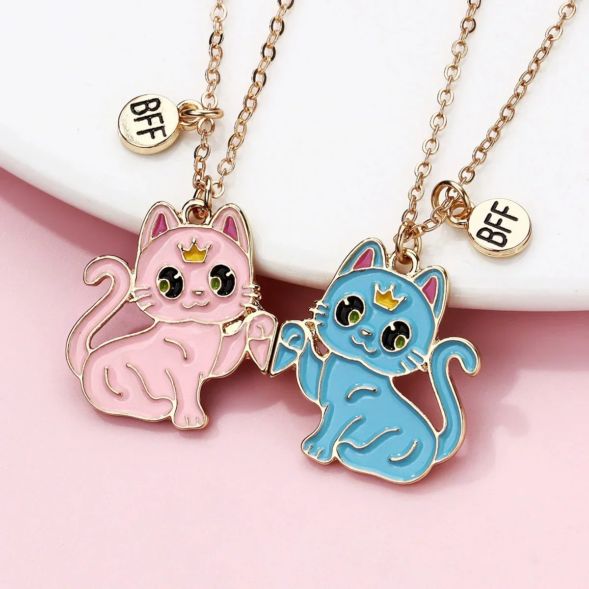 2pcs Cats Magnetic Necklace for Women Fashion Fox Shaped Animal Stitching Pendant BFF Best Friends Jewelry Girlfriends Gifts
