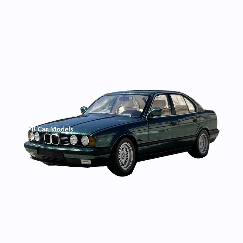 1988 535I E34 535 Minichamps Original Factory 1:18 5 Series Simulation Alloy Car Model