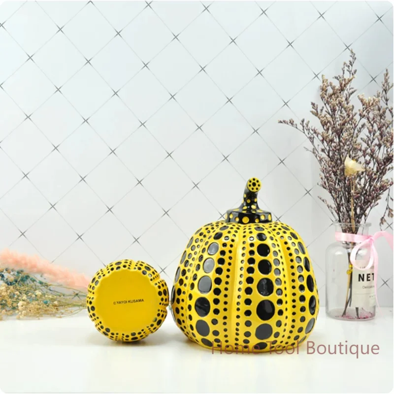 Yayoi Kusama Pumpkin Statue Wave Point Resin Sculpture Modern Japanese Art for Office And Home Interior Decor Gifts