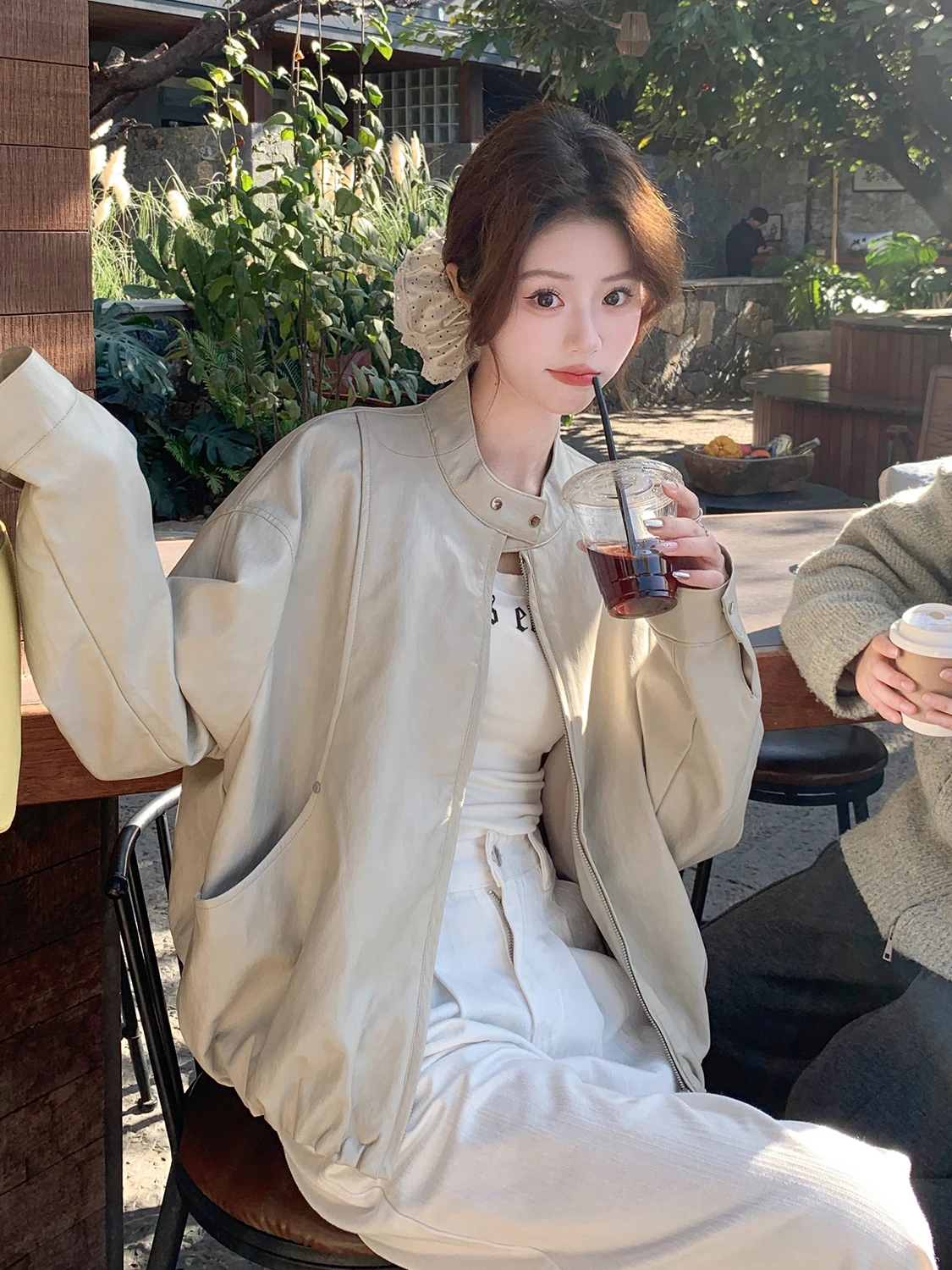 

Trendy Cool Stand Collar PU Leather Jacket Women's Beige Spring Autumn New Style Elegant Versatile Short Zipper Coat