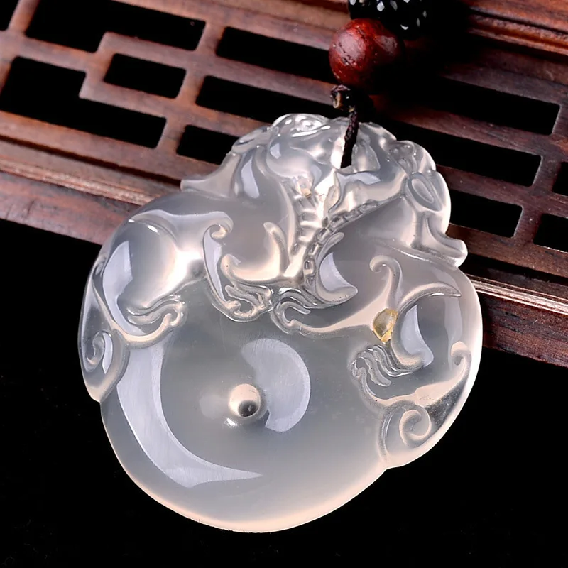 

Jade and Double /Brazilian Agate Chalcedony Ice Pixiu Peace Buckle Pendant Wholesale