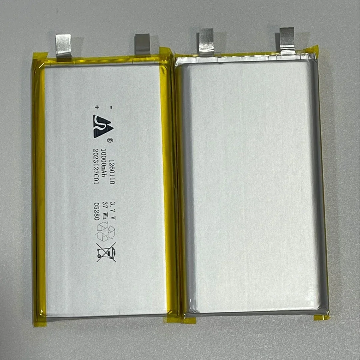 

10000mAh 1260110 3.7V Polymer Lithium Battery, Suitable for Portable Power Bank Digital Energy Storage LED Lighting