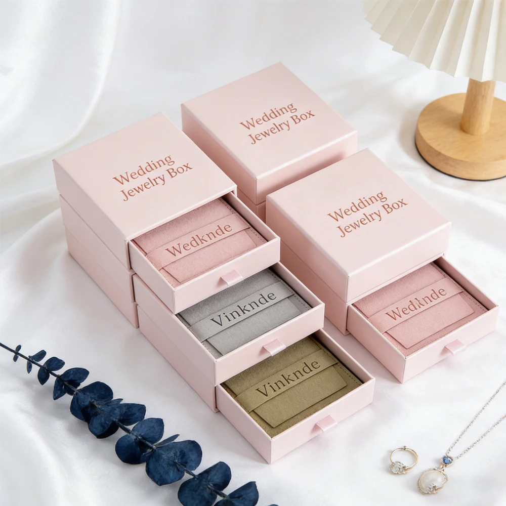 

Набор из 24 шт. картонных коробок для ювелирных изделий с индивидуальным логотипом, выдвижные коробки-футляры с бархатными мешочками на защелках для помады, парфюмерии, серег