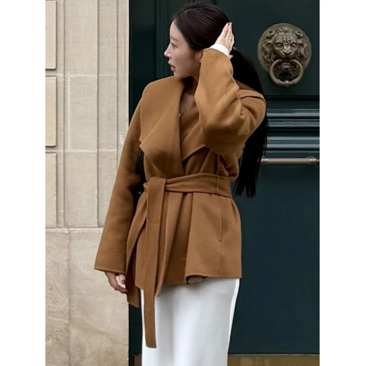 

Chic Woolen Coat Women's Vintage Autumn Winter Large Collar Belted Slimming Color Long Sve Top Faionable Commute S...