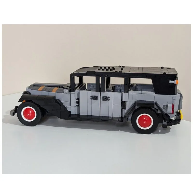 

MOC-198465 New 90s Iconic Classic Car Building Blocks Model 1079 PartsMOC Creative Boys Kids Birthday Building Blocks Toy Gifts