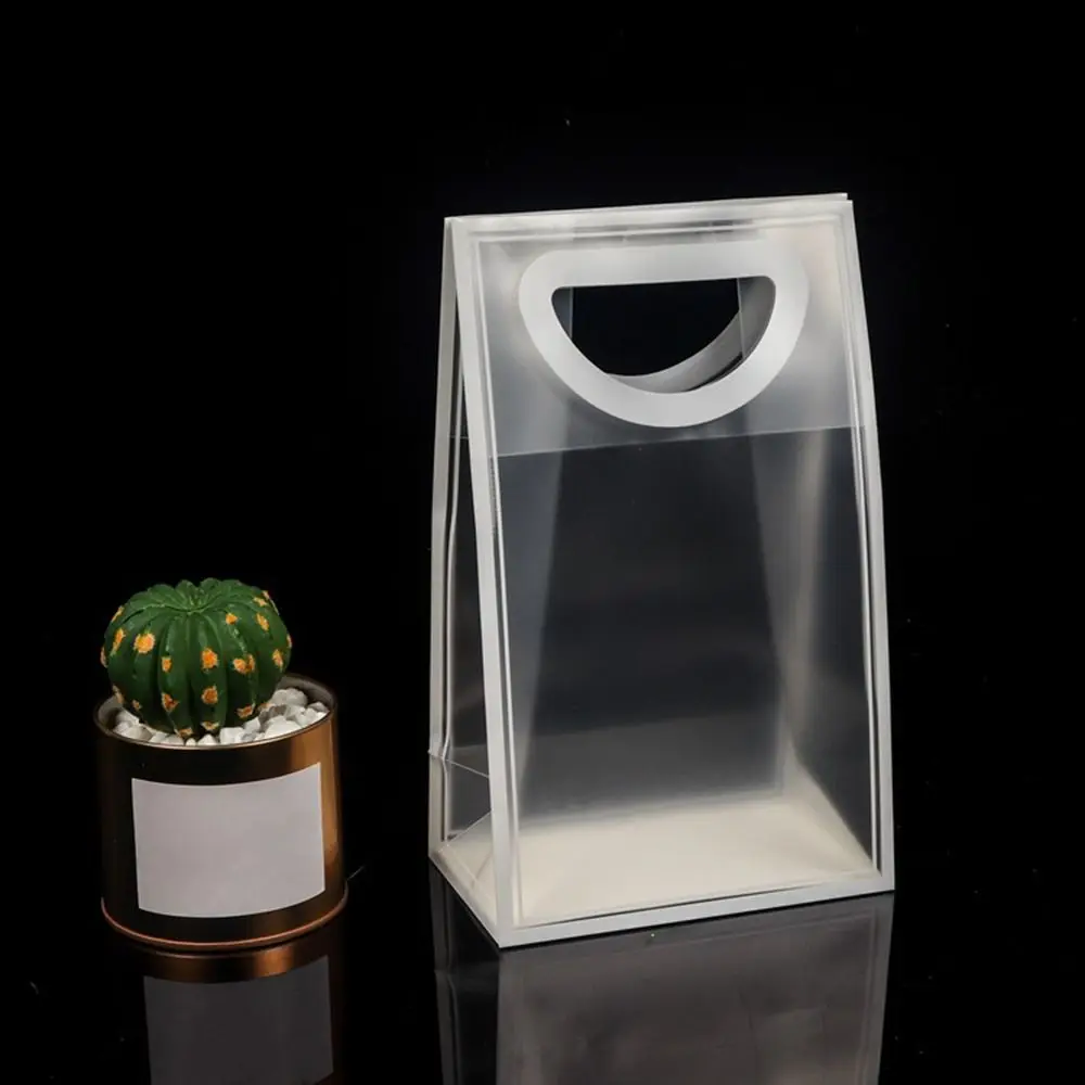 Portable Clear PVC Gift Bags Frosted Plastic Waterproof Transparent Gift Bags Simple Style Handbag Wedding Party