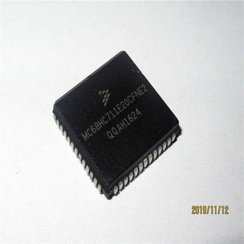 

Buy Online Electronic Components MC68HC711E20CFNE2 PLCC52 Integrated Circuits Transistors