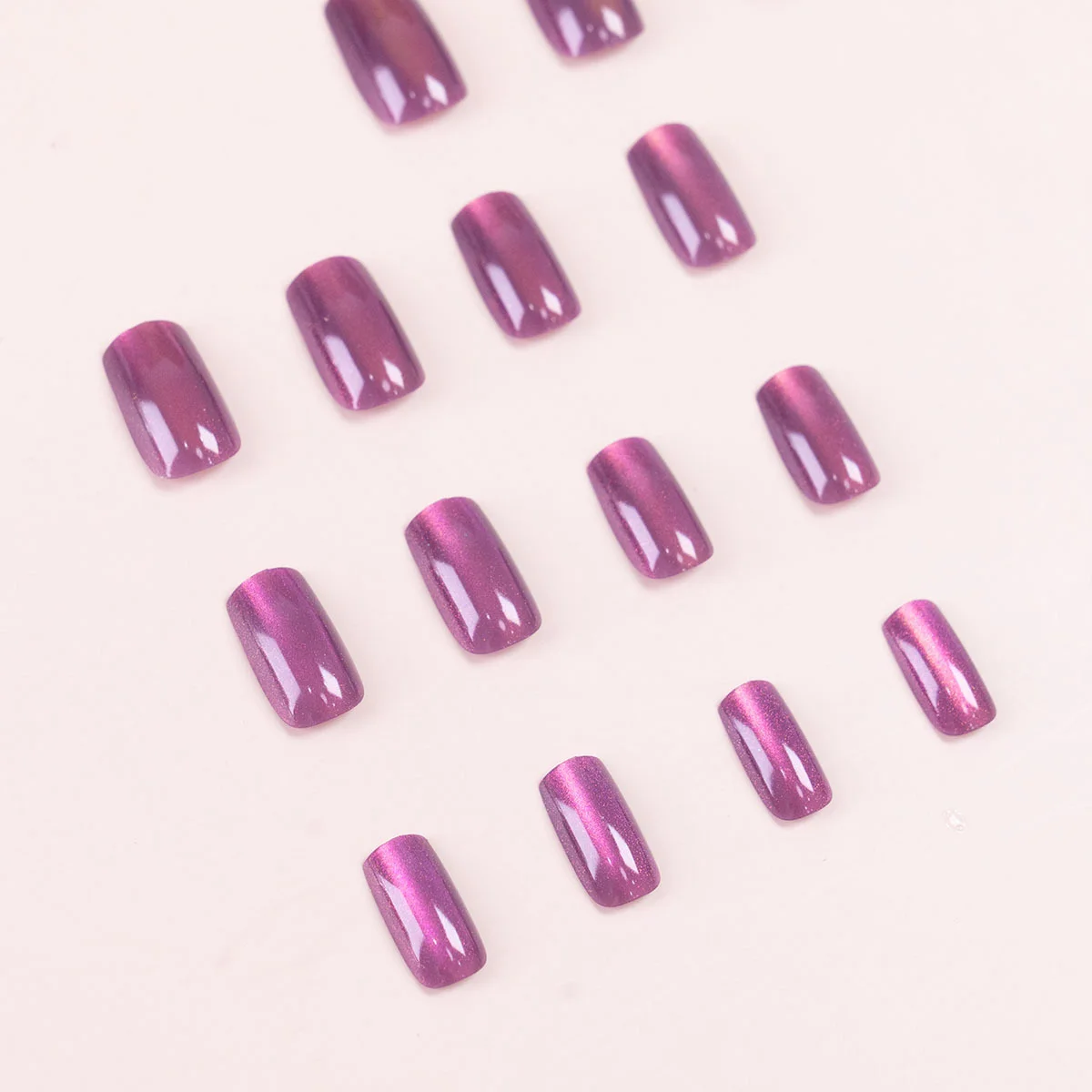 24Pcs Purple Cat's Eye Fake Nail Tips Simple Glitter Wearable Press on Nails Glossy Cat Eye Full Cover Acrylic False Nails+TOOLS