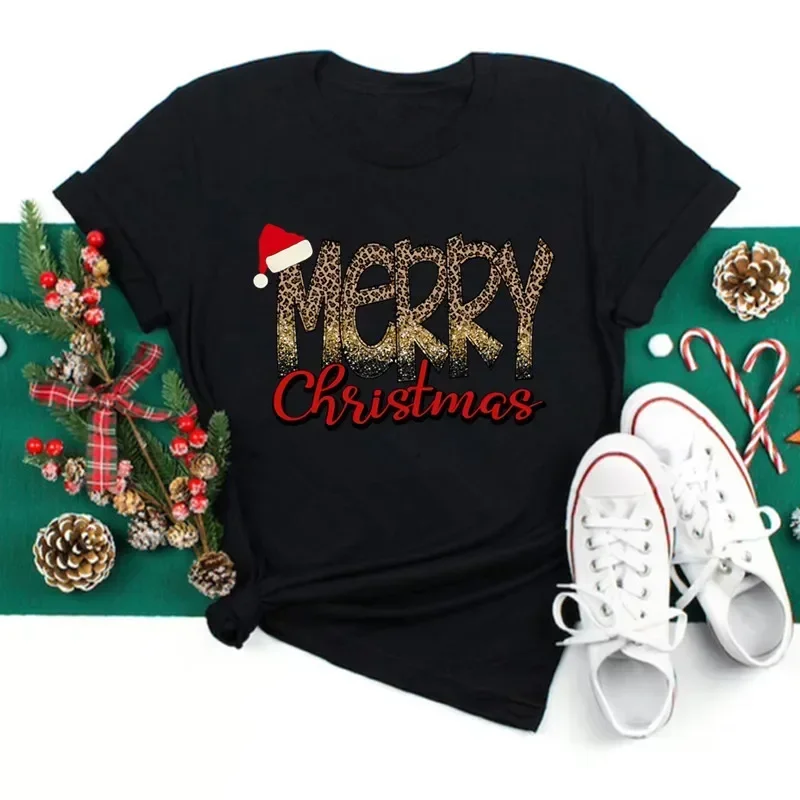 Just A Girl Who Loves Christmas Print Women T-shirts Cute Female Christmas Clothes New Year Party Tshirt Women's Clothing Tops