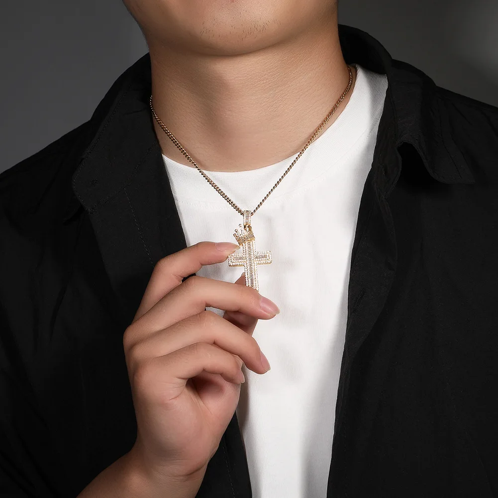 

AAAAA крест с кубическим цирконием и подвеской в виде короны, ожерелье для мужчин и женщин Iced Out BaguetteCZ, подвески с крестом, модные украшения для подарка