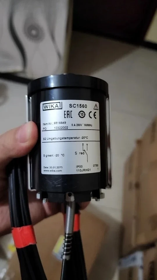 

Mechanical Temperature Switch SC1560 Expansion thermometer with microswitch