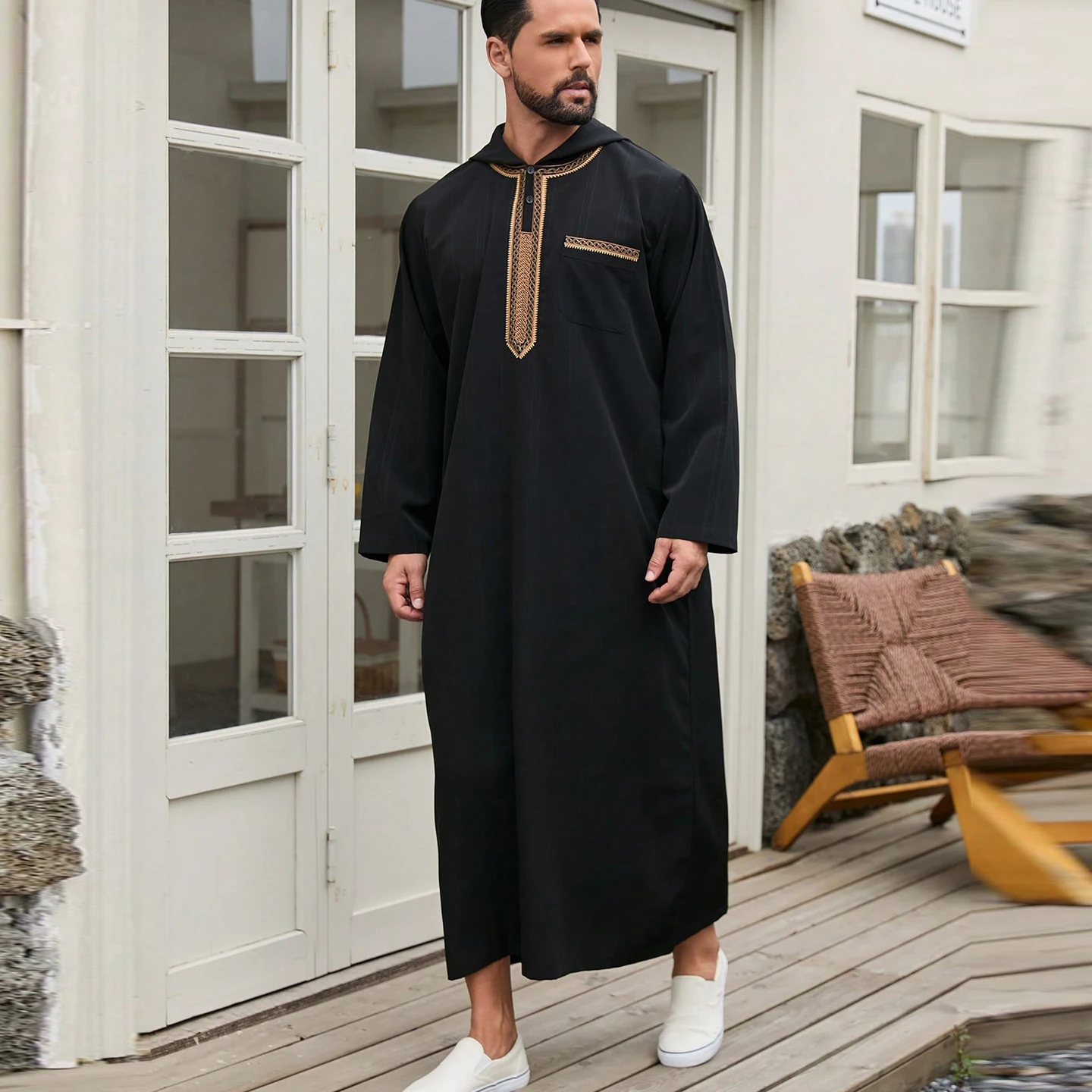 Hooded black c