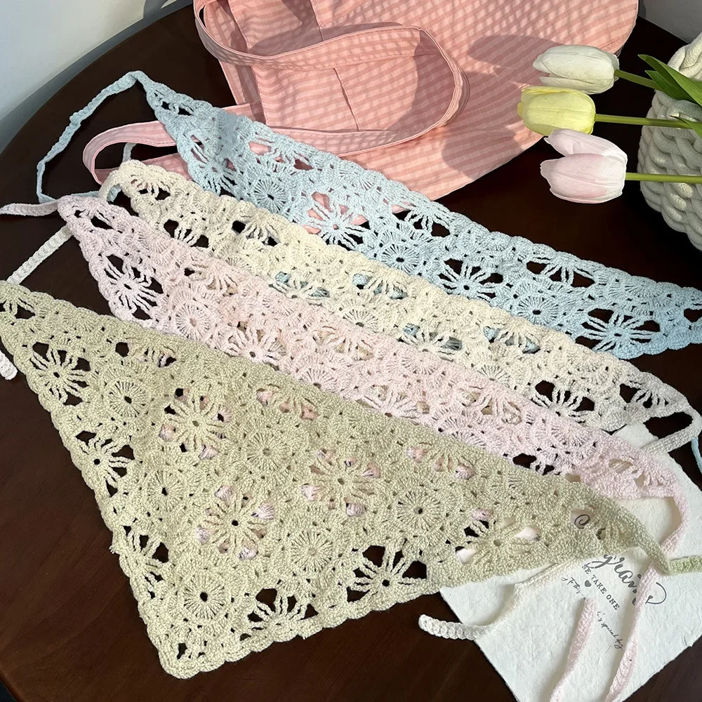 

Fashion Knitted Headscarf Women French Pastoral Style Triangle Headband Handmade Crochet Headband Towel Retro Flower Headscarf