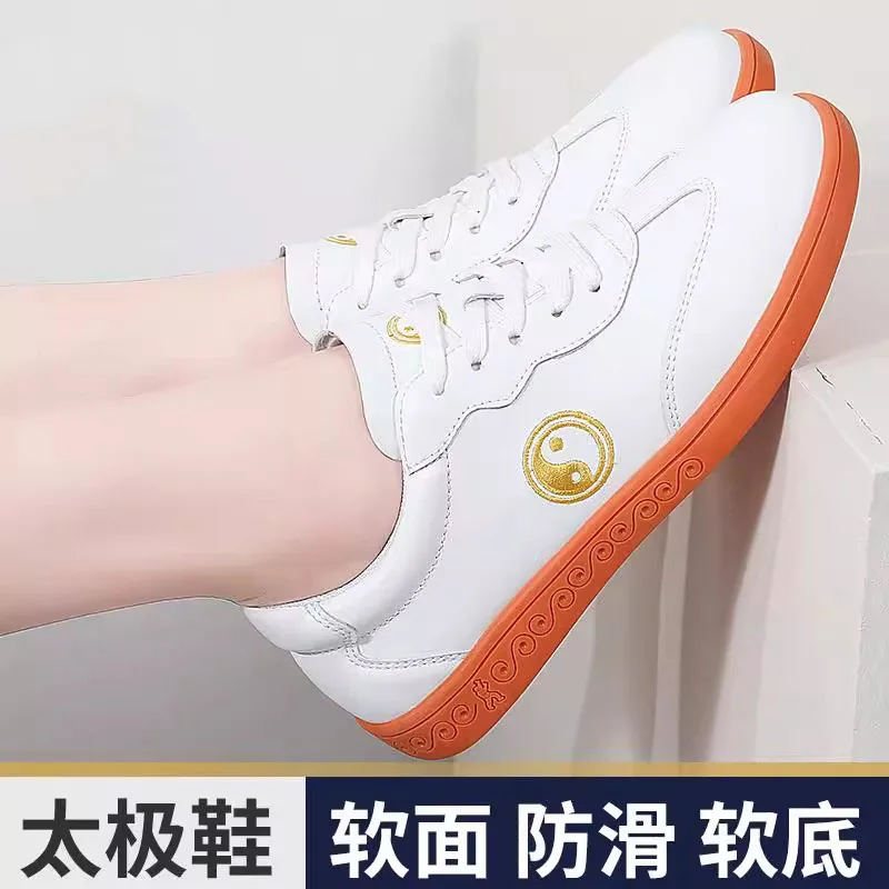

Professional Breathable Martial Arts Shoes Unisex Designer Tai Chi Taekwondo Shoes Traditional Kung Fu Shoes