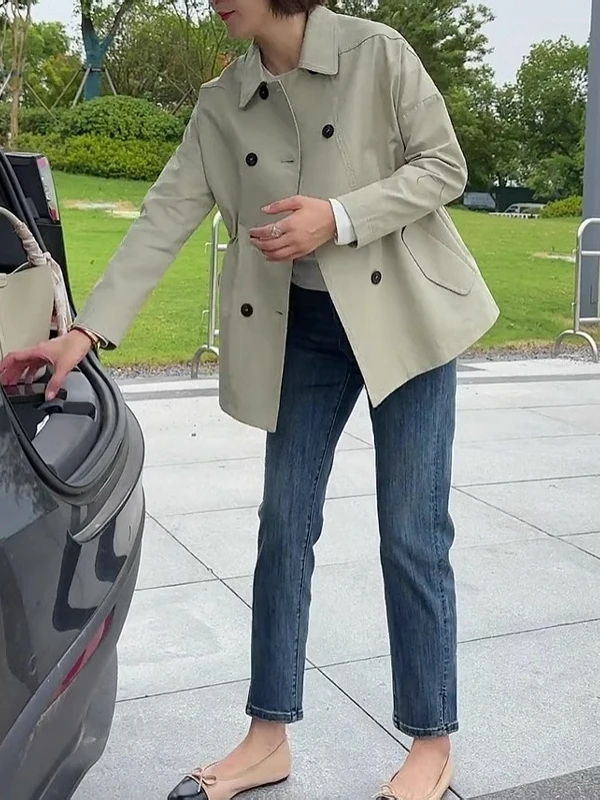 

Новинка! Корейское повседневное женское пальто больших размеров с двубортным воротником, ветровка для осени и зимы, стройнящая модель.