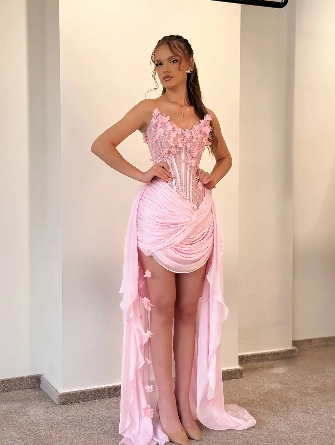 Pink Spaghetti Strap Evening Dress V Neck Sheer Corset 3D Floral Beaded Draped High Low Skirt Prom Dress Sexy Formal Evening Par