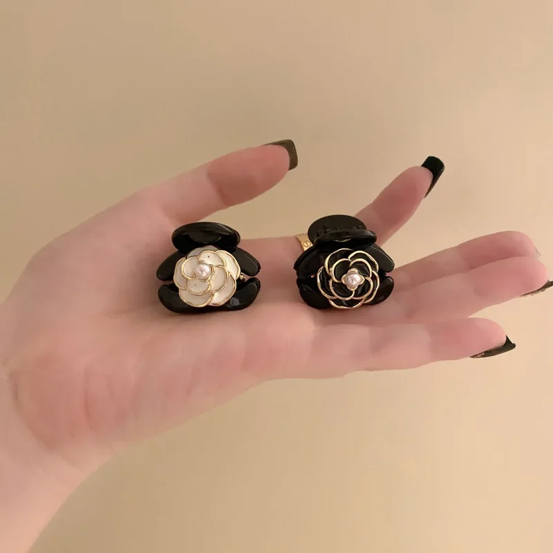 Heallor Black Flower Mini Hair Claws Elegant Temperament Camellia Hair Clip Princess Side Clip Women Girls Fashion Bangs Clips