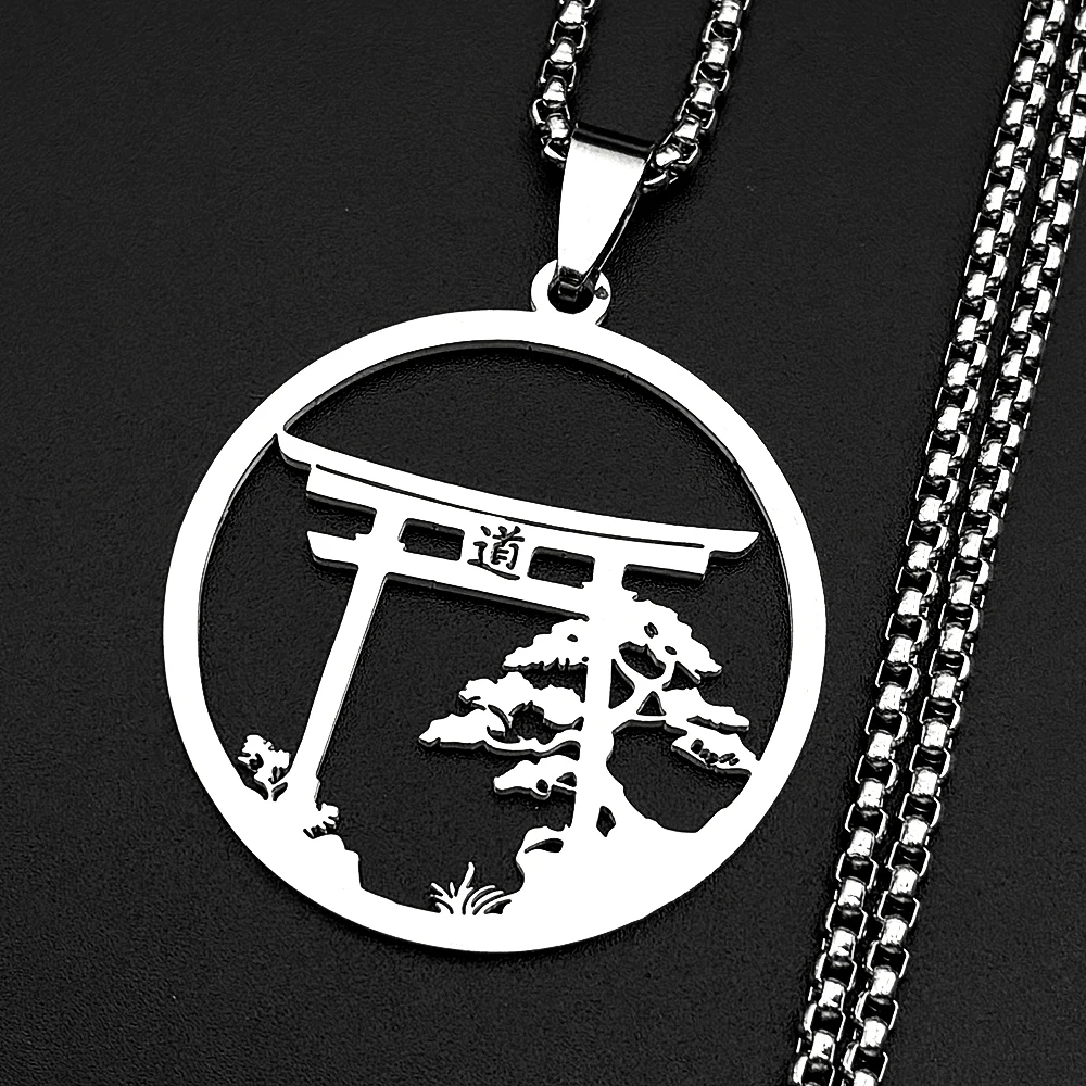 Bonsai-Kiefer-Torii-Tor-Wandkette für Damen und Herren, Edelstahl, silberfarben, japanischer Taoismus, Enso-Halskette, Schmuckzubehör