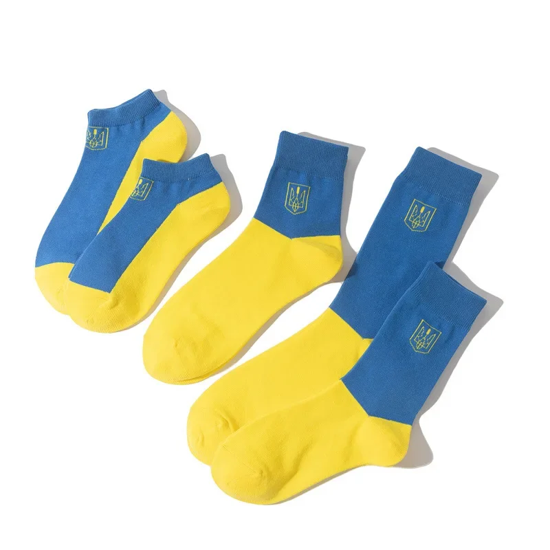 Ukrainian Flag Man Socks Crew Casual Men Socks Fashion Cotton Mens Sox Standard Novelty Spring Autumn Adult Calcetines Hombre