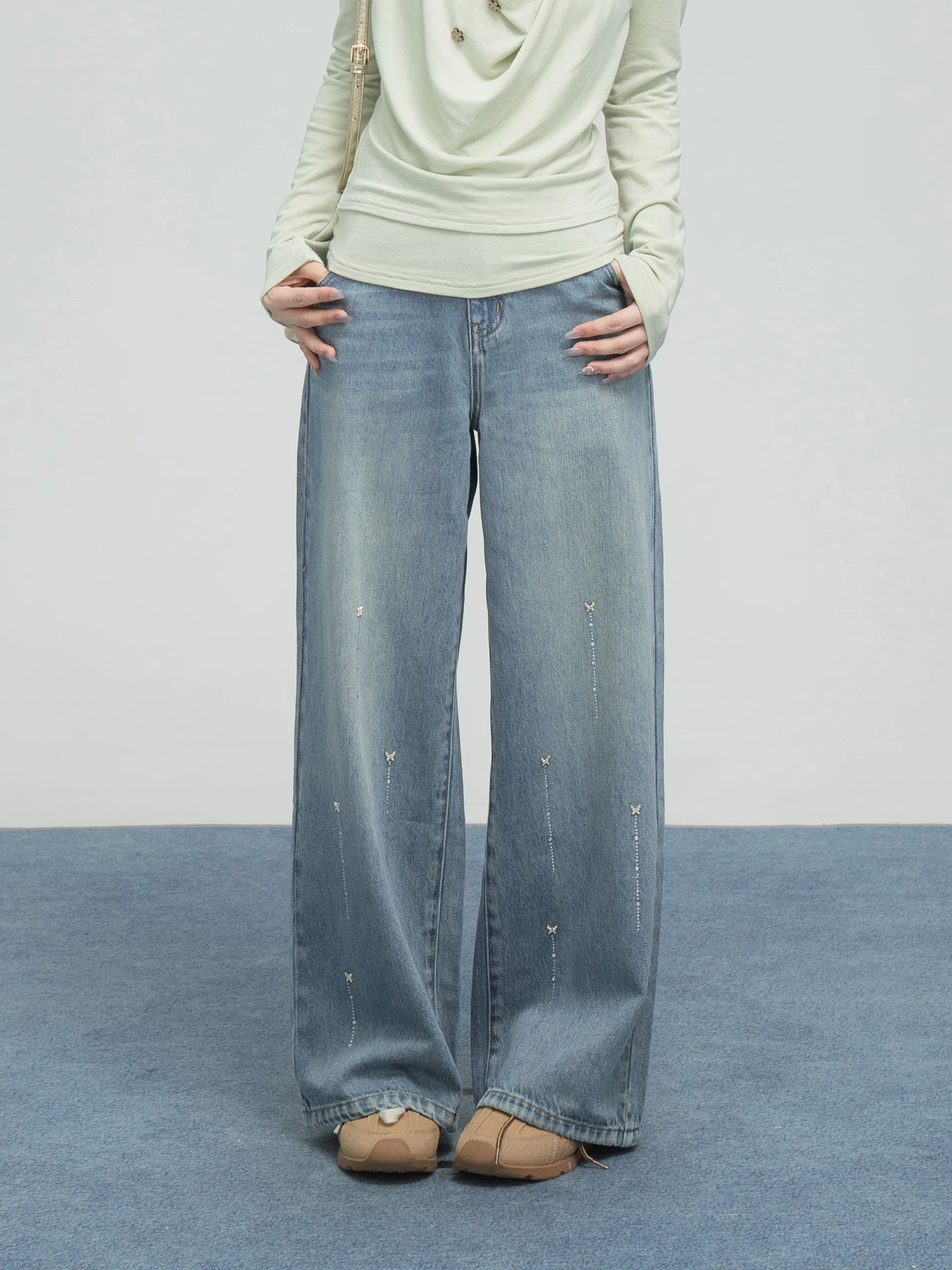 

ONEOFUUU Rhinestone Loose Mid-Waist Jeans Attract Attention Street Sle Blue Denim Casual Comfortable Women's Pants