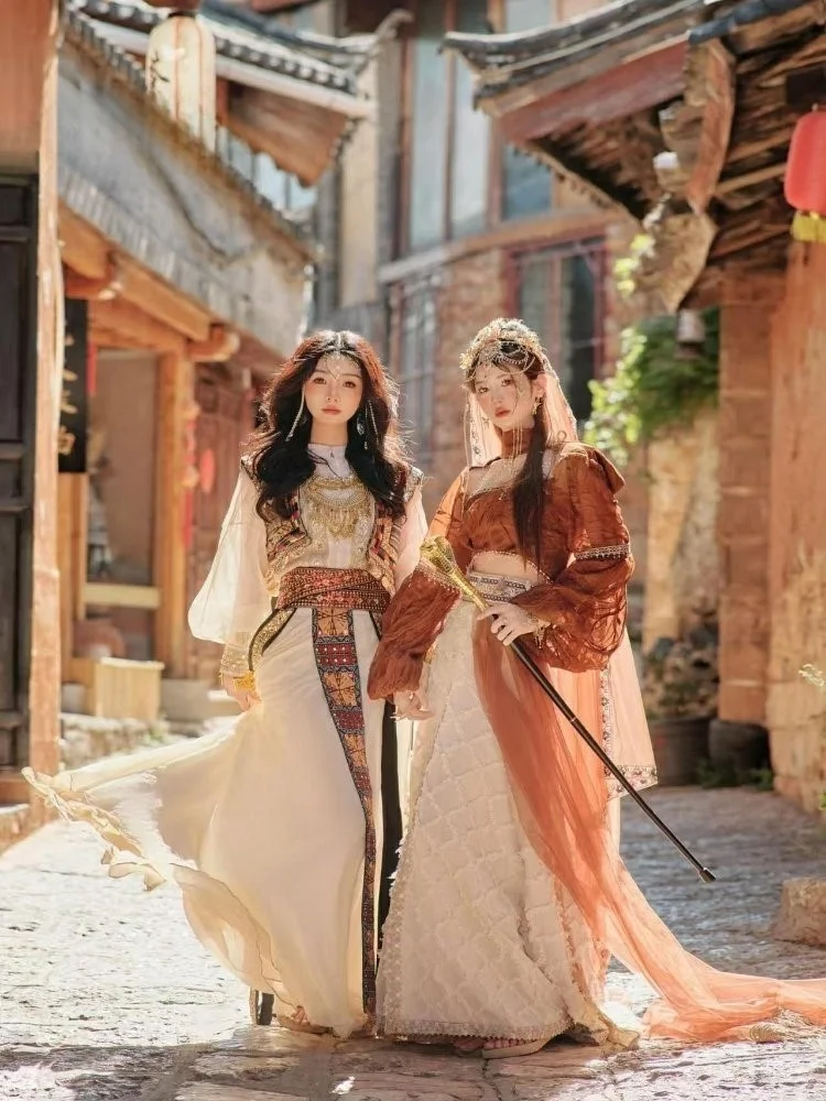 

Exotic ethnic style Western Regions long dress set for travel photography