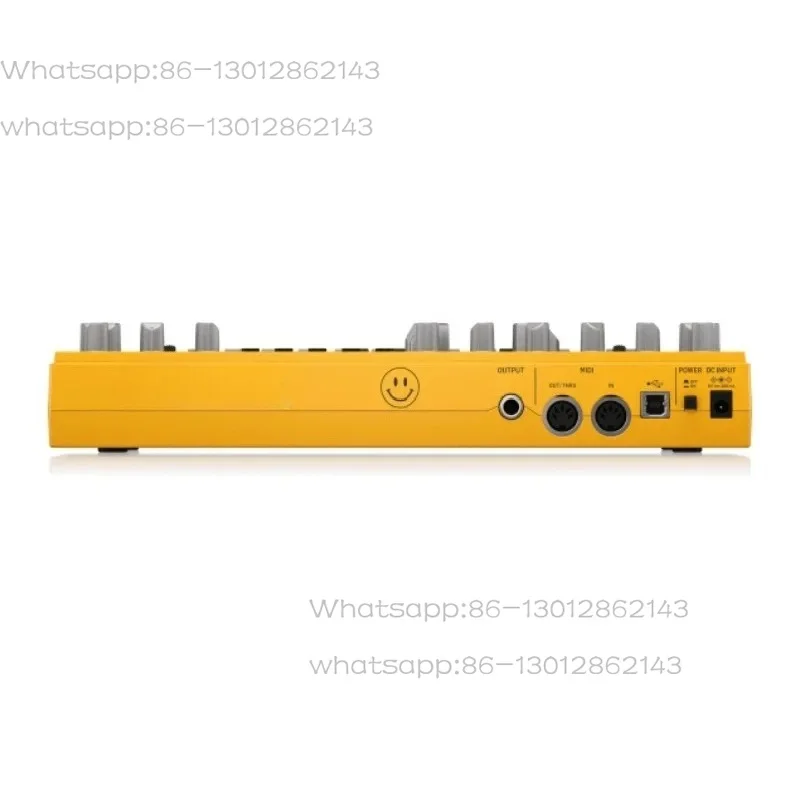 TD-3 AM Analog Bass Line Synthesizer with VCO, VCF, 16-Step Sequencer, Distortion Effects and 16-Voice Poly Chain