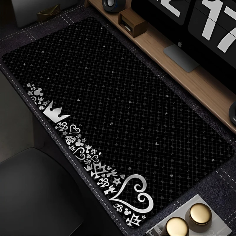 Black And White Anime Desktop Mat Office PC Gaming Accessories Keyboard Mouse Pad Laptop K-Kingdom Hearts Mousepad Gamer Carpet