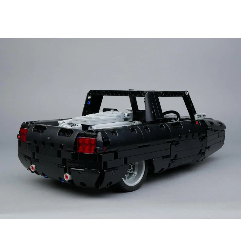 

MOC-115613 New Classic Black Tricycle Building Block Model 911 Pieces Boys Children's Birthday New Year Building Block Toy Gift