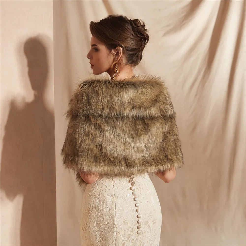 Taille unique hiver femmes vison fourrure châle cheveux longs solide épais thermique Imitation fourrure Cape pour dame de haute qualité femme fourrure veste