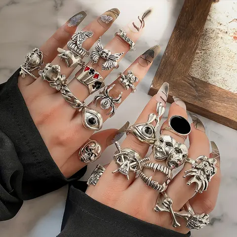 24pcs Gothic Ring Set Trendy Joker Face Devil Smile Face Patterns Zinc Alloy Mix And Match For Daily Outfits Party Accessories