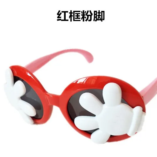 Disney Mickey Mouse occhiali da sole carini per bambini Anime Figure Toys Palm Flip Glasses donna Summer Outdoor occhiali anti-uv