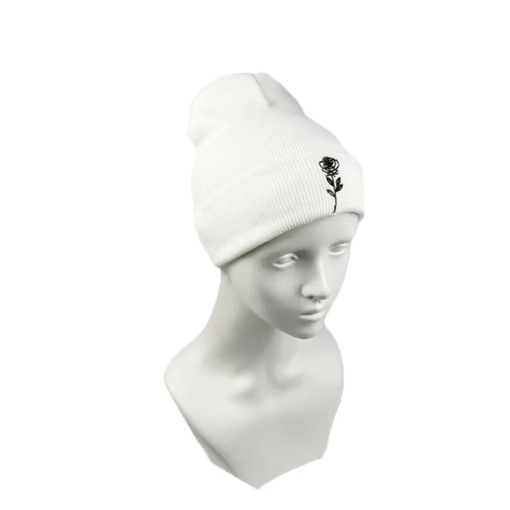 Gorros informales de algodón con bordado de rosa, gorros de punto cálidos, gorros Punk de calle gótica
